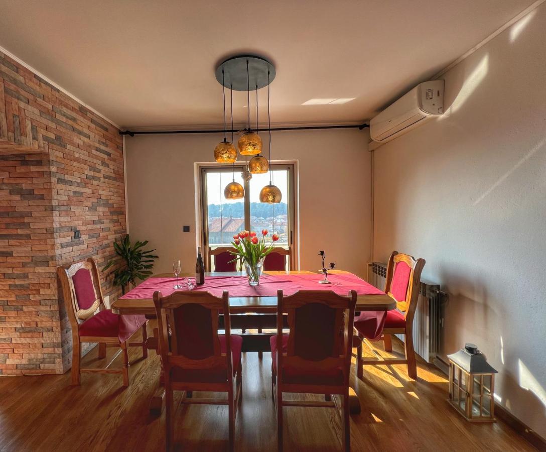 Apartmani Mia Palit 외부 사진