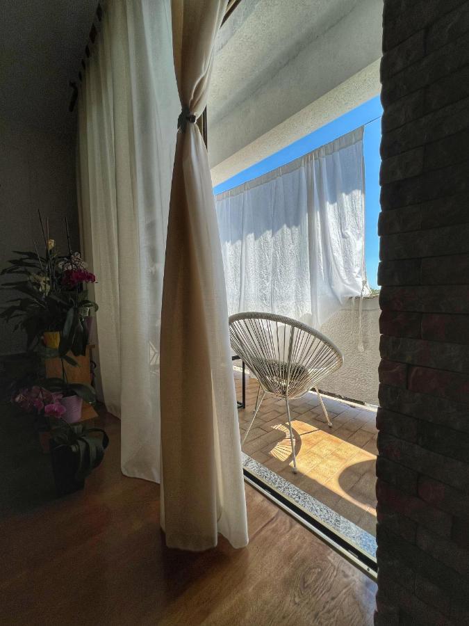 Apartmani Mia Palit 외부 사진
