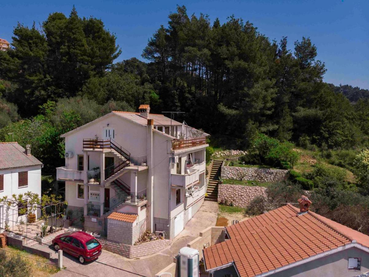 Apartmani Mia Palit 외부 사진