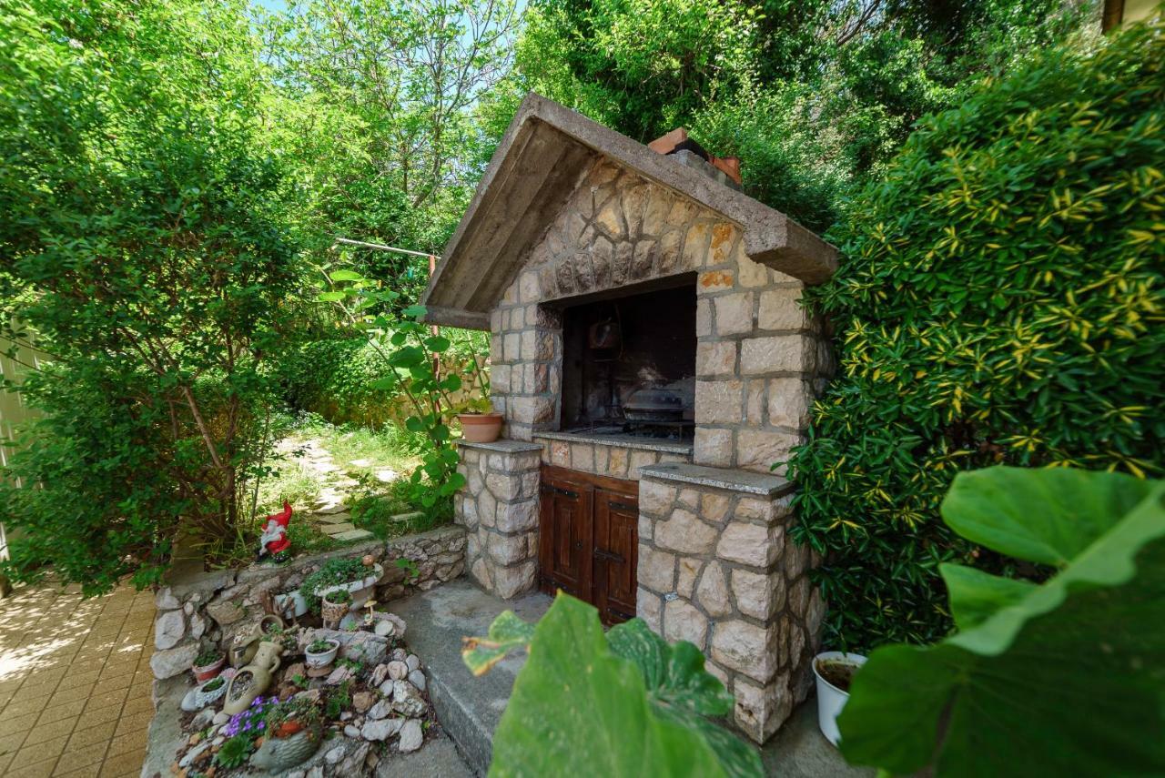 Apartmani Mia Palit 외부 사진