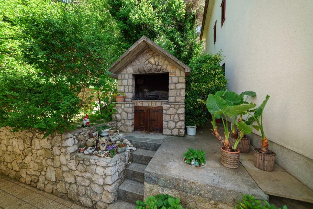 Apartmani Mia Palit 외부 사진